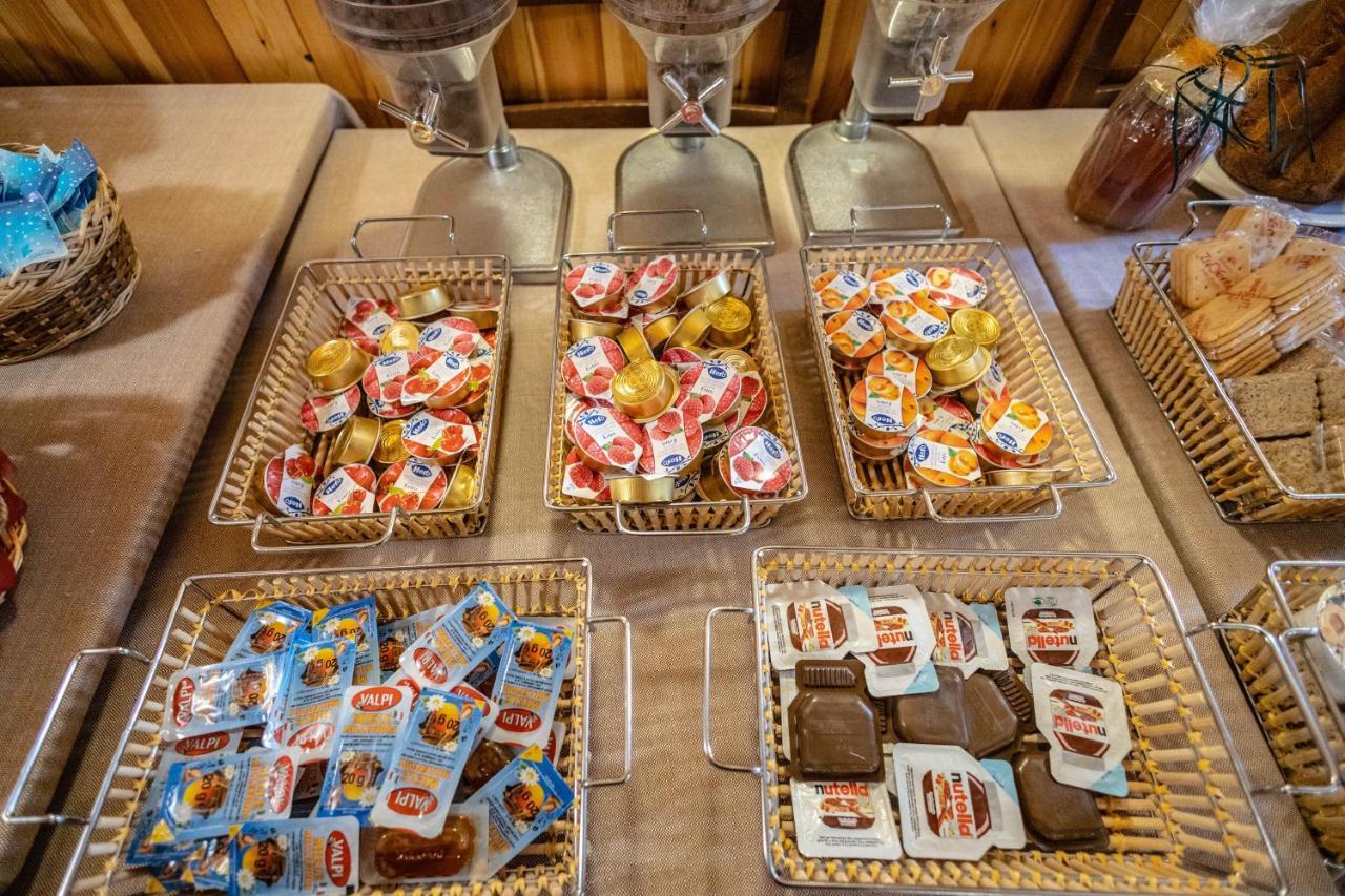 Hotel & Ristorante Serenella Breuil-Cervinia Zewnętrze zdjęcie