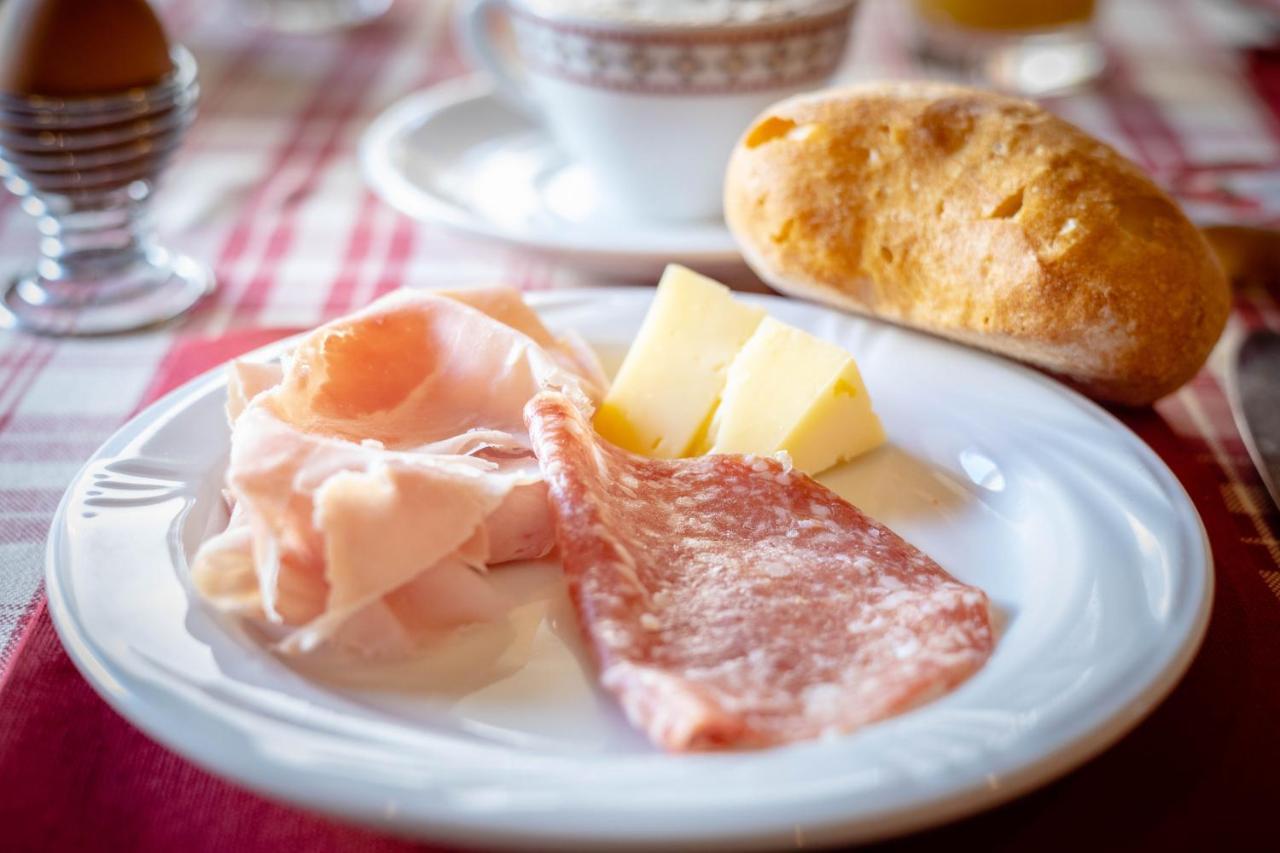 Hotel & Ristorante Serenella Breuil-Cervinia Zewnętrze zdjęcie