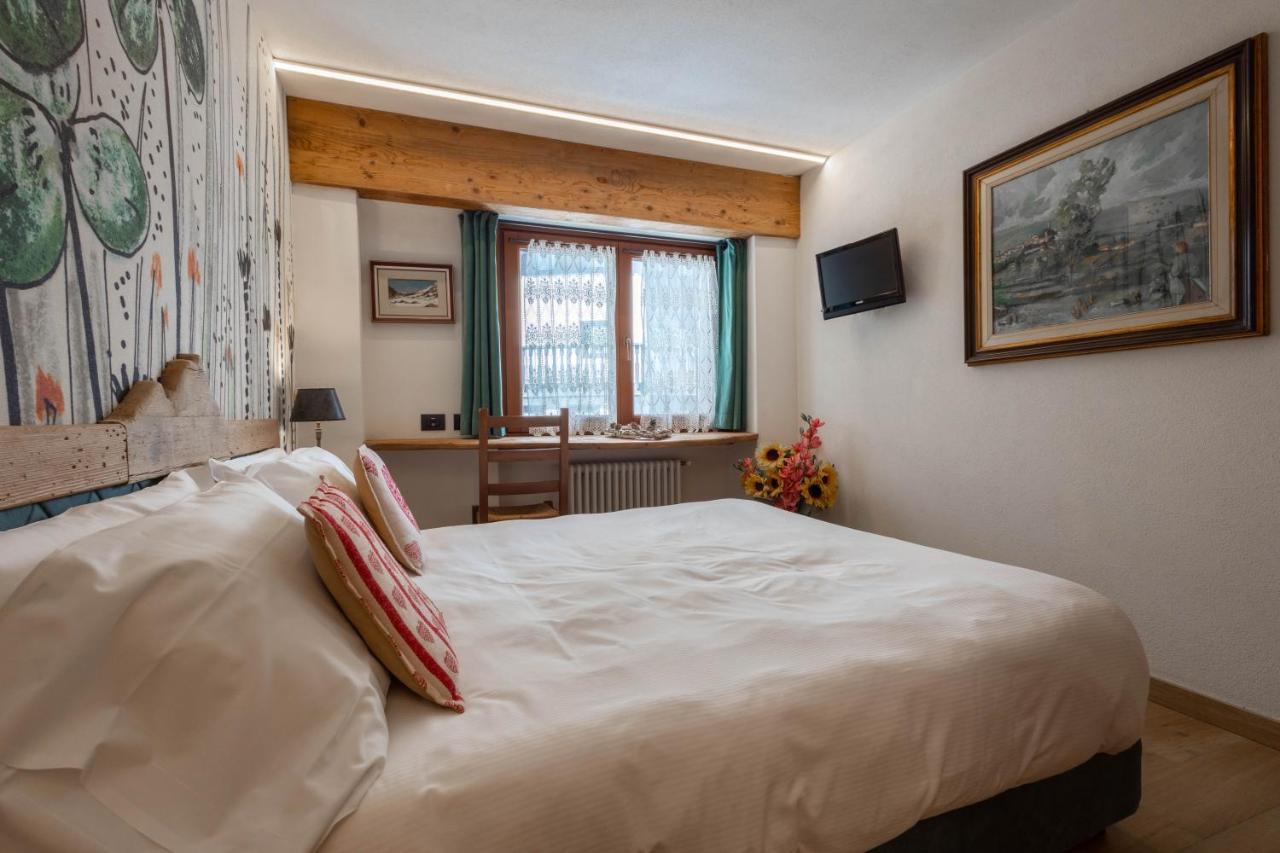 Hotel & Ristorante Serenella Breuil-Cervinia Zewnętrze zdjęcie