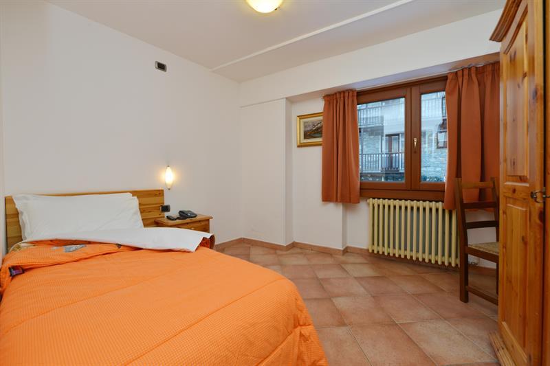 Hotel & Ristorante Serenella Breuil-Cervinia Zewnętrze zdjęcie